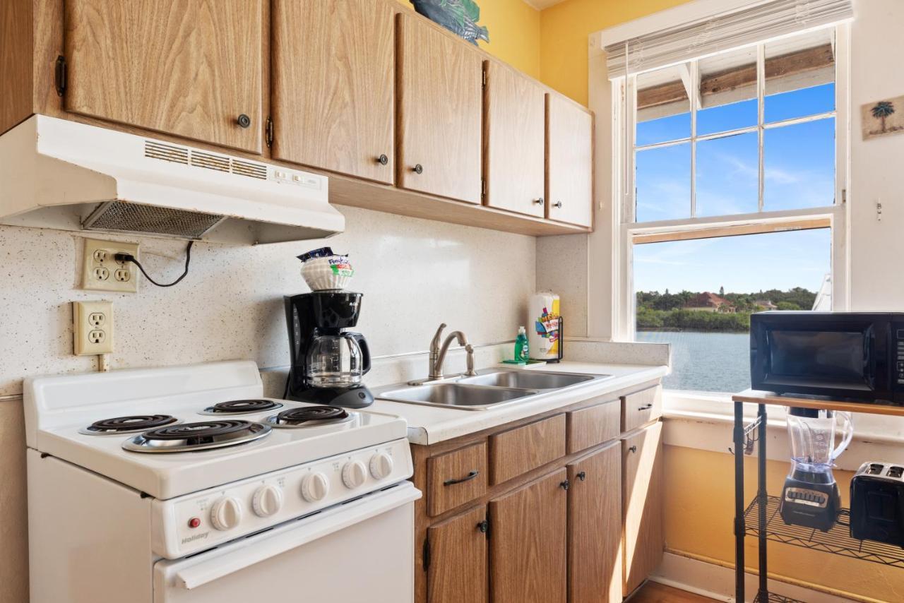 Sun N Fun Beachfront Vacation Rentals Indian Shores Eksteriør billede